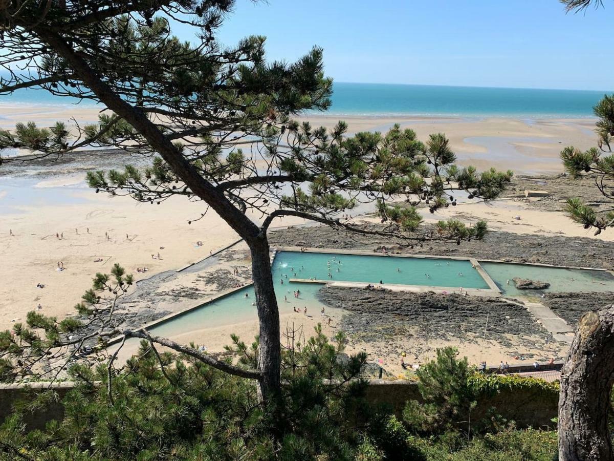Les Roches Grises, Luxueuse Villa Face Mer, 4Etoiles, Spa Et Jardin Panoramique, Societe La Clef Decamp Granville Exterior photo